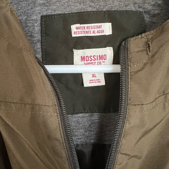 Mossimo Water Resistant Jacket - Picture 2 of 3